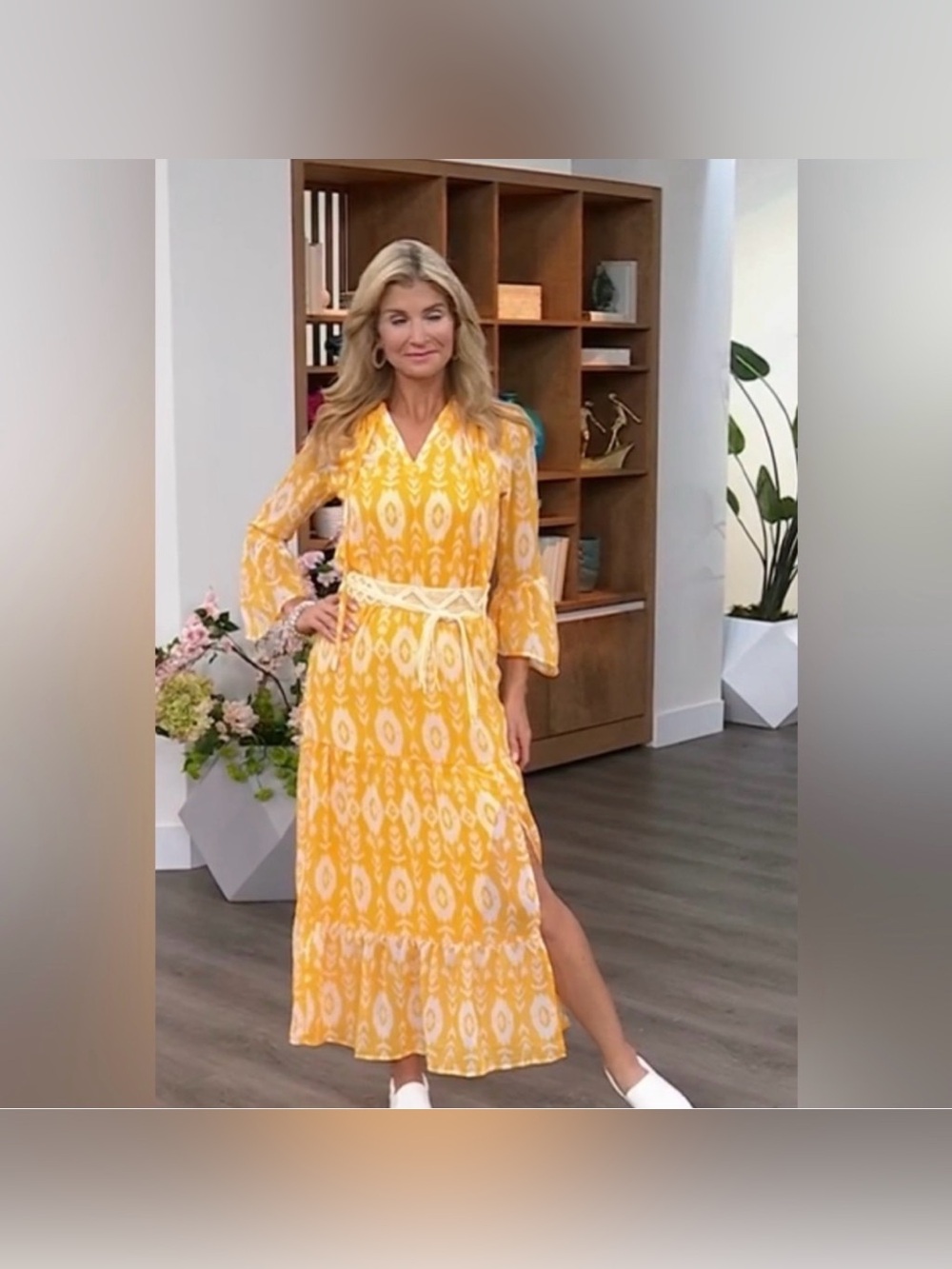 Curations by Sarah Anderson Ruffle Sleeve Yellow Floral Dress size Large